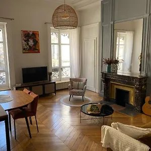 Beautiful 3br Apt In Center Lyon